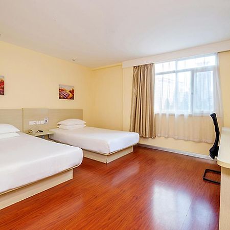 Hanting Express Shanghai Pudong Airport Екстериор снимка