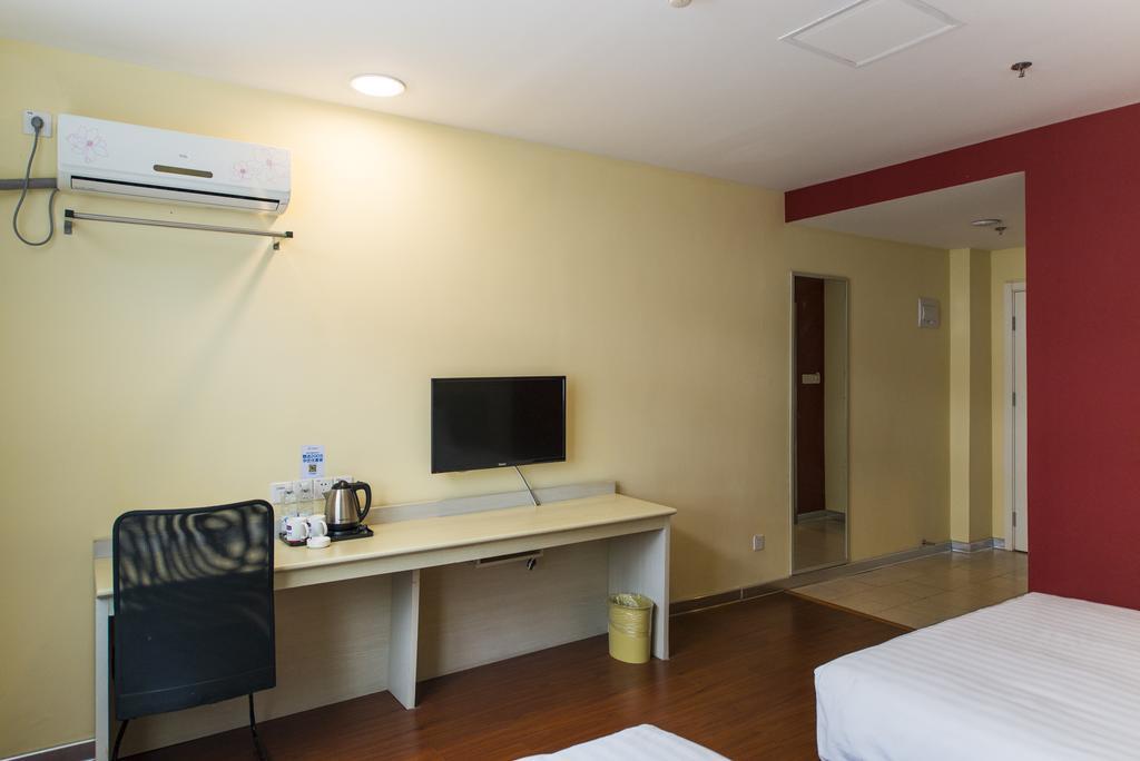 Hanting Express Shanghai Pudong Airport Екстериор снимка