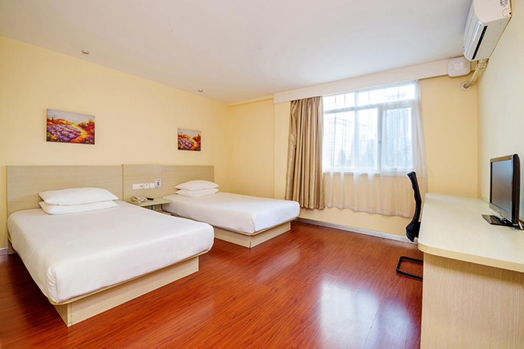 Hanting Express Shanghai Pudong Airport Екстериор снимка