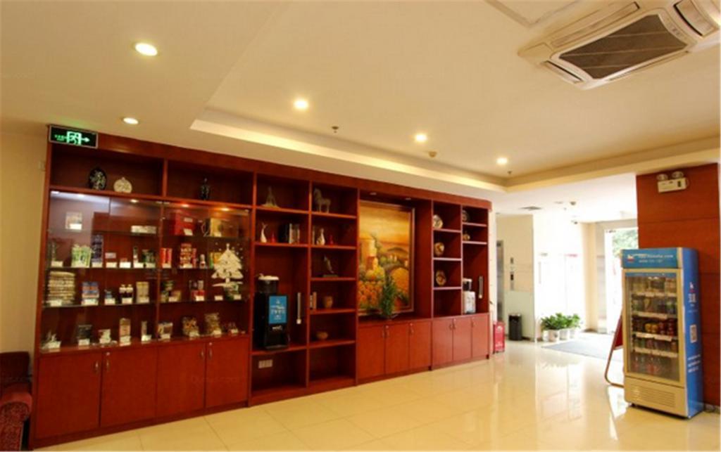 Hanting Express Shanghai Pudong Airport Екстериор снимка